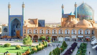 Why Mytello Works When WhatsApp and Telegram Don’t in Iran
